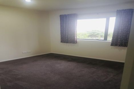 Photo of property in 79a Stanley Road, Glenfield, Auckland, 0629