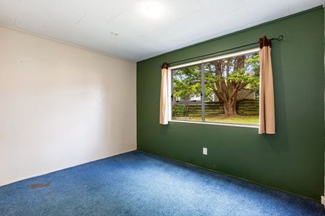 Photo of property in 108 Omapere Street, Whitby, Porirua, 5024
