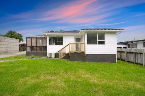 Photo of property in 24 Killington Crescent, Mangere, Auckland, 2022
