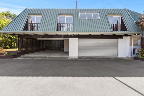 Photo of property in 10 Stormont Place, Avonhead, Christchurch, 8042