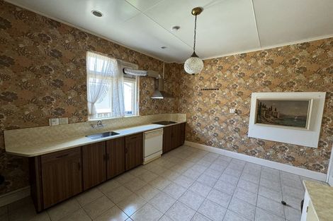 Photo of property in 303 The Parade, Island Bay, Wellington, 6023