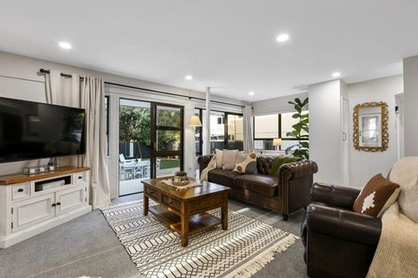 Photo of property in 77 Thirteenth Avenue, Tauranga South, Tauranga, 3112