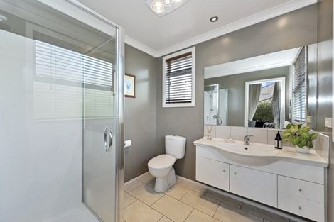 Photo of property in 5 Oldfield Court, Huntington, Hamilton, 3210