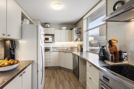 Photo of property in Jellicoe Towers, 191 The Terrace, Wellington Central, Wellington, 6011