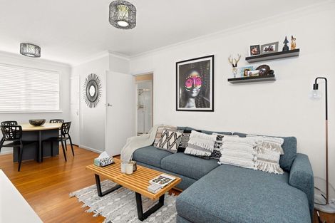 Photo of property in 2/71 Emmett Street, Greerton, Tauranga, 3112