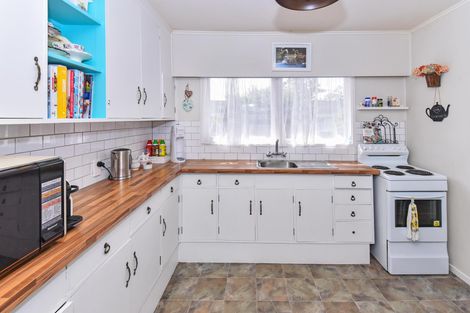 Photo of property in 2e Fraser Road, Papatoetoe, Auckland, 2025