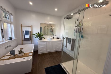 Photo of property in 104 Forbury Road, Saint Clair, Dunedin, 9012