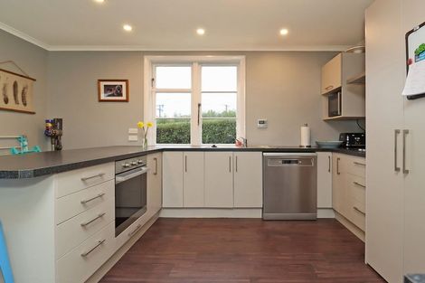 Photo of property in 51 Tamar Street, South Hill, Oamaru, 9400