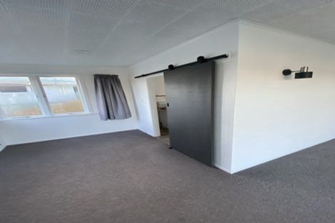 Photo of property in 16 Wavell Crescent, Lansdowne, Masterton, 5810