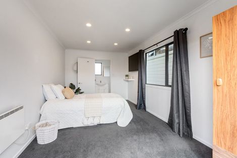 Photo of property in 8 Margate Street, Waihola, Milton, 9073