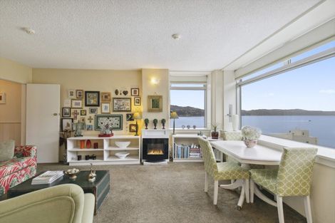 Photo of property in Jerningham Apartments, 20 Oriental Terrace, Oriental Bay, Wellington, 6011