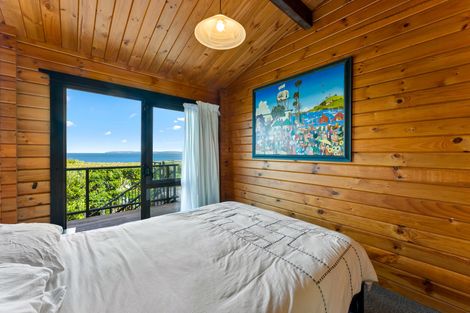 Photo of property in 14 Penguin Street, Leigh, Warkworth, 0985