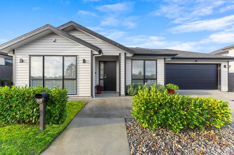 Photo of property in 64 Accolage Boulevard, Kumeu, 0810