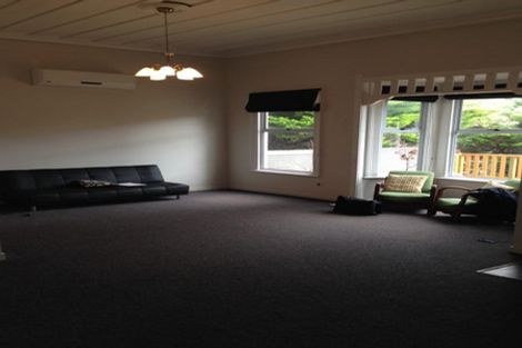 Photo of property in 70 Shakespeare Road, Bluff Hill, Napier, 4110