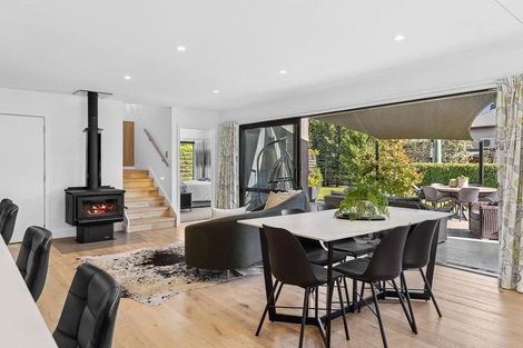 Photo of property in 5 Jessies Crescent, Wanaka, 9305