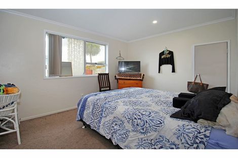 Photo of property in 7 Gambare Place, Wattle Downs, Auckland, 2103