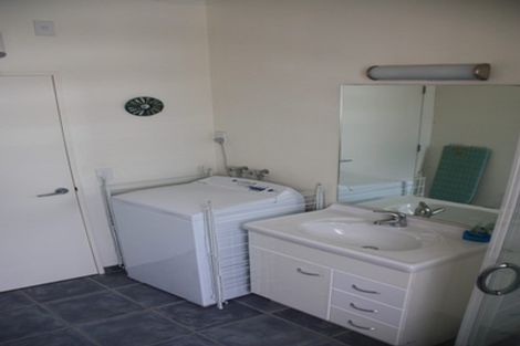 Photo of property in 3 Edward Street, Te Aro, Wellington, 6011
