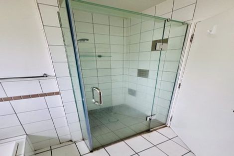 Photo of property in 106 Canongate Street, Birkdale, Auckland, 0626