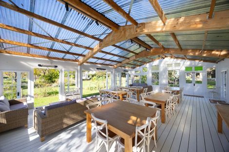 Photo of property in 914 Napier Road, Whakarongo, Palmerston North, 4470