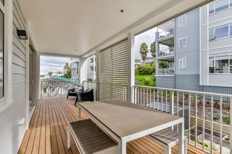 Photo of property in 125 Hibiscus Drive, Orewa, 0931