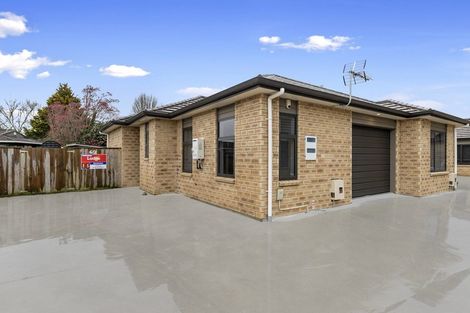 Photo of property in 2u5 Rosalind Street, Deanwell, Hamilton, 3206