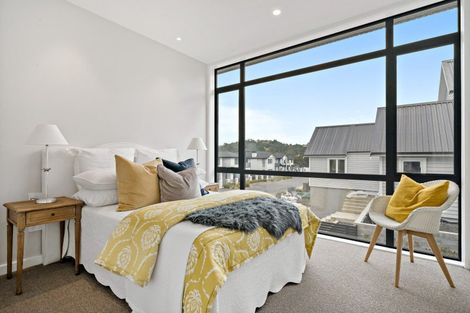 Photo of property in 14 Third Fairway Place, Albany, Auckland, 0632