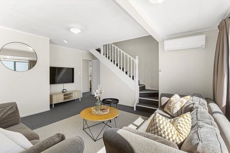 Photo of property in 19 Joshua Lane, Hamilton East, Hamilton, 3216