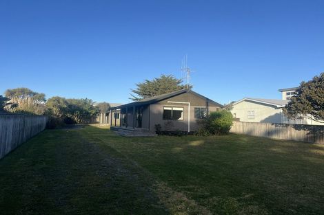 Photo of property in 66 Park Avenue, Waitarere Beach, Levin, 5510