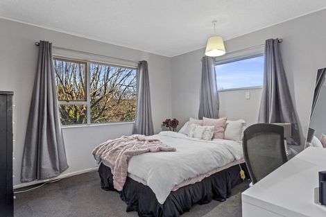 Photo of property in 2/26 Camberwell Place, Avonhead, Christchurch, 8042