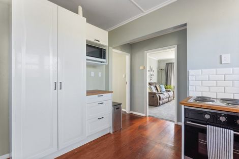 Photo of property in 43 Lewis Avenue, Aramoho, Whanganui, 4500