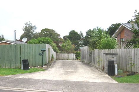 Photo of property in 3 Muriel Place, Ranui, Auckland, 0612