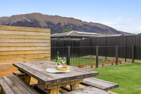 Photo of property in 9 Brewster Crescent, Lake Hawea, Wanaka, 9382