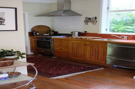Photo of property in 179 Glenmore Street, Kelburn, Wellington, 6012