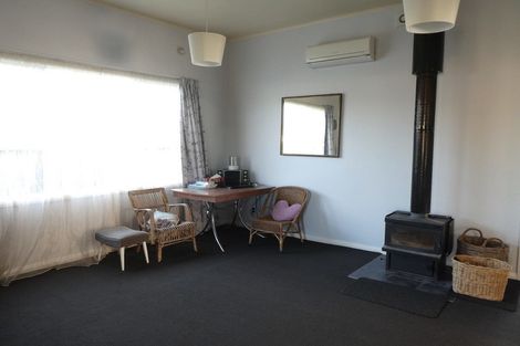 Photo of property in 17 Peel Street, Westport, 7825