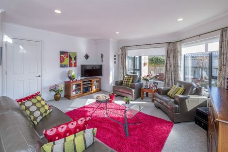Photo of property in 23b Queenwood Road, Levin, 5510