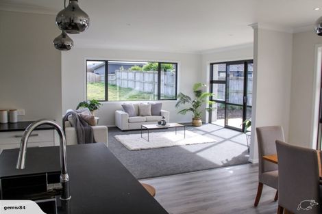 Photo of property in 19 Hoylake Place, Wattle Downs, Auckland, 2103