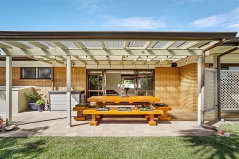 Photo of property in 38 Frank Evans Place, Henderson, Auckland, 0610