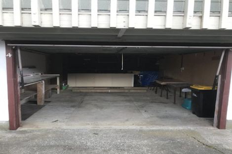 Photo of property in 210f4 Newlands Road, Newlands, Wellington, 6037