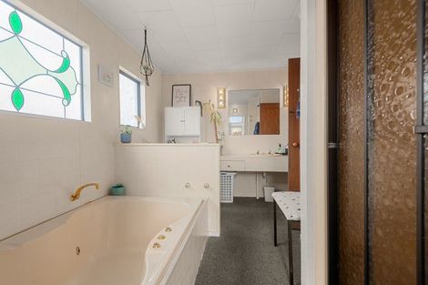 Photo of property in 20 Beaven Street, Marton, 4710