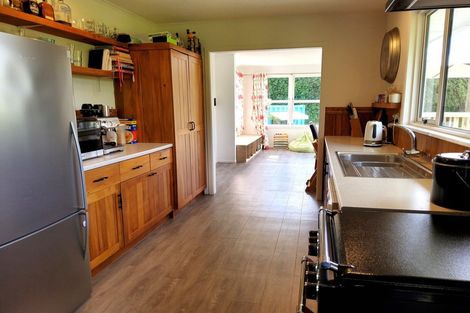 Photo of property in 165 No 2 Road, Te Puke, 3182