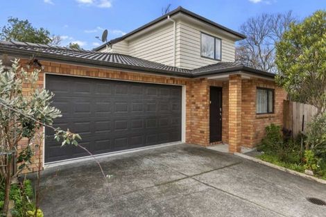 Photo of property in 42 Springvale Drive, Fairview Heights, Auckland, 0632