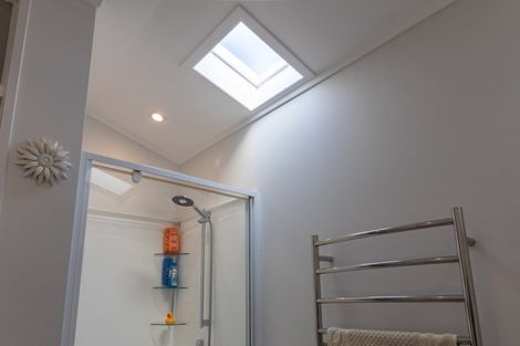 Photo of property in 68 Guy Street, Dannevirke, 4930