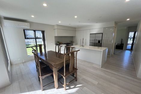 Photo of property in 31 Edgewater Drive, Karaka, Papakura, 2113