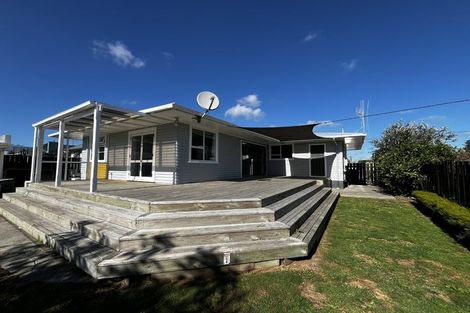 Photo of property in 51 Power Street, Levin, 5510