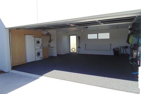 Photo of property in 16 Ngaroma Crescent, Whitianga, 3510