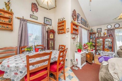 Photo of property in 37 Enfield Street, Nawton, Hamilton, 3200