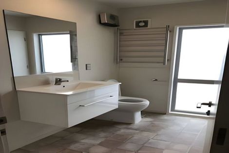 Photo of property in 2/172 Geraldine Street, Edgeware, Christchurch, 8013