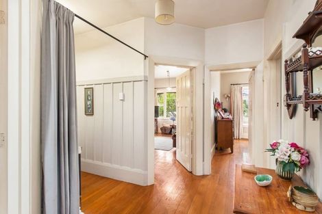 Photo of property in 19 Courtenay Street, St Albans, Christchurch, 8014