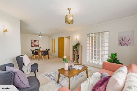 Photo of property in 4 Manly Garden, Paraparaumu Beach, Paraparaumu, 5032