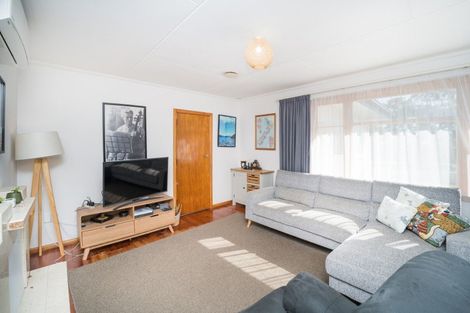 Photo of property in 32 Aberdeen Avenue, Takaro, Palmerston North, 4412